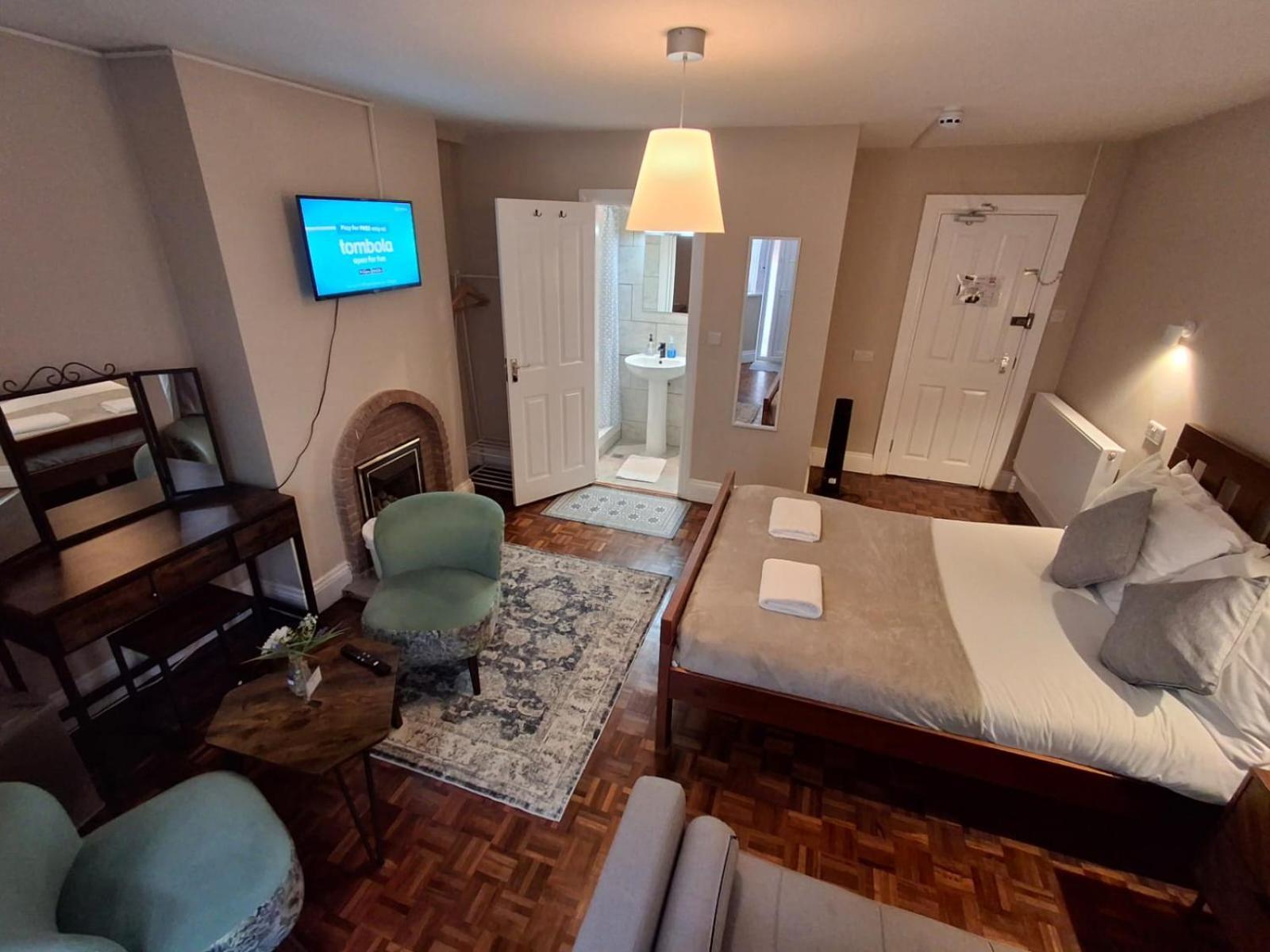 Inn By The Sea, Portsmouth - En Suite Rooms With Or Without Sea View, Onsite Ev 22Kw 朴次茅斯 外观 照片